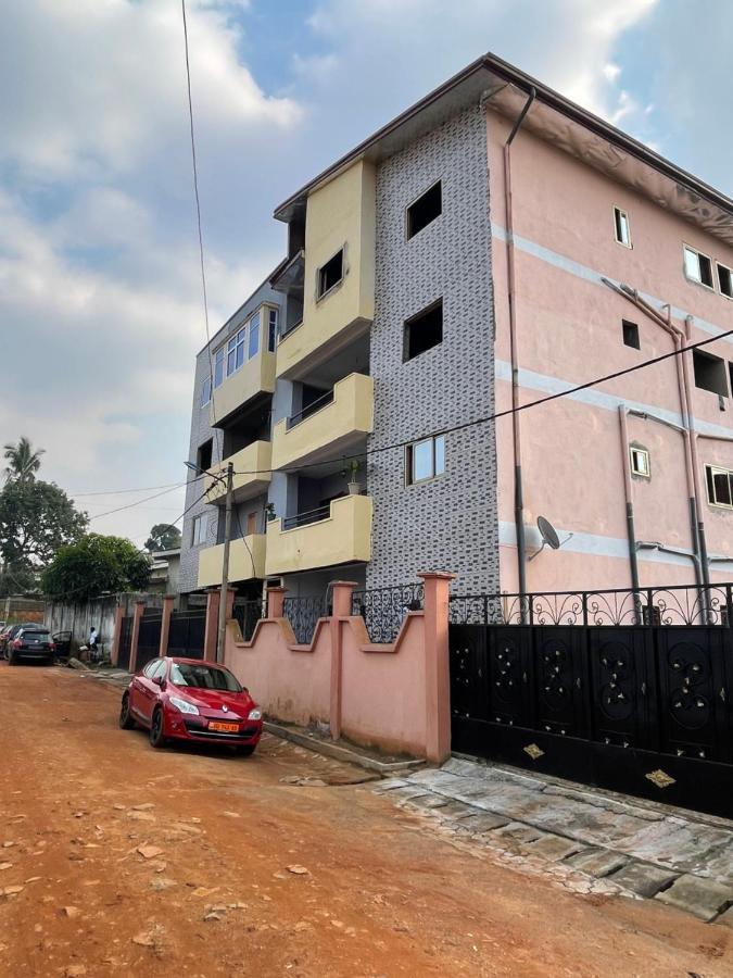 Les Logis De Nouvelle Route Bastos Apartment Yaoundé Екстериор снимка