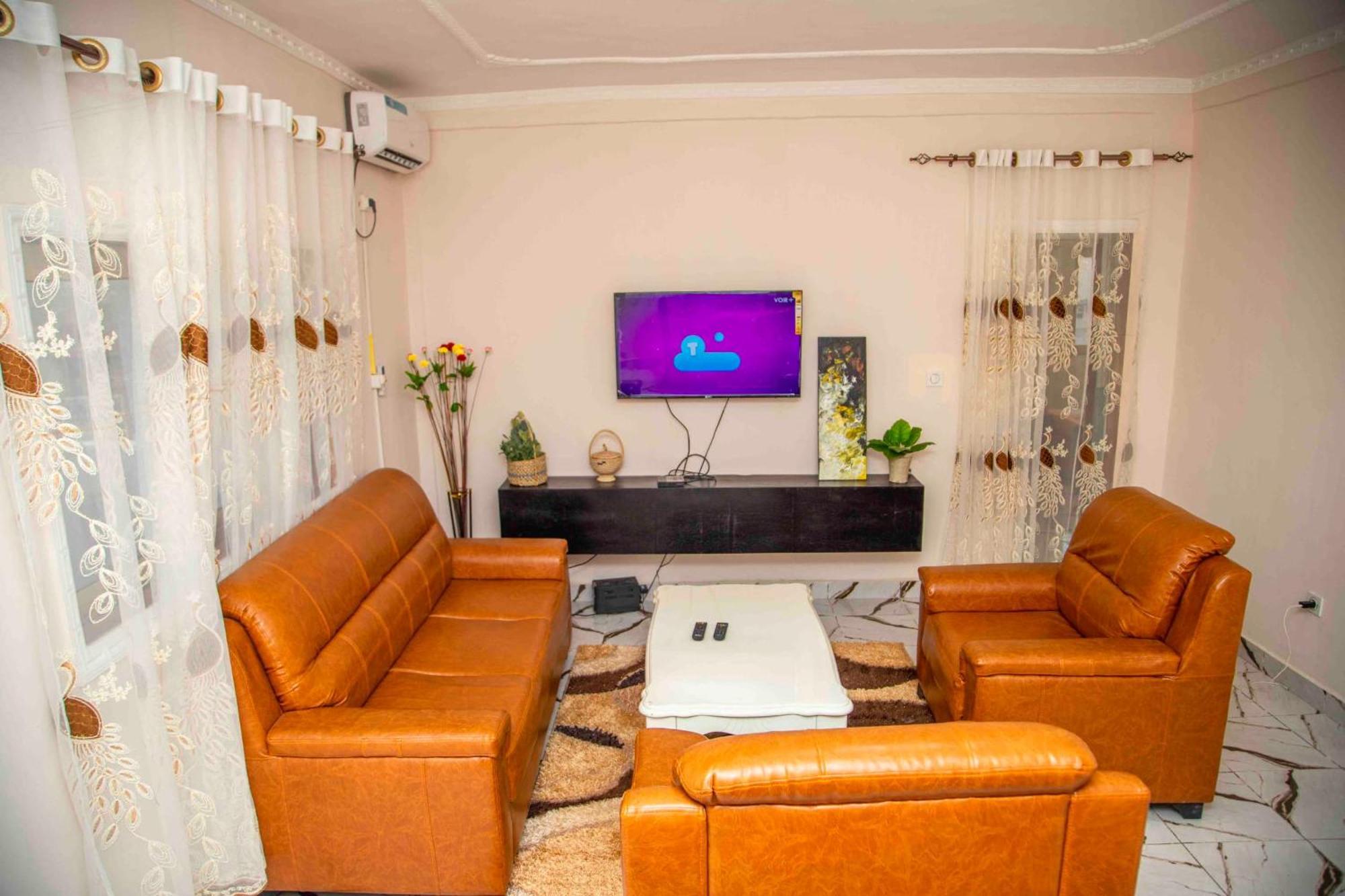 Les Logis De Nouvelle Route Bastos Apartment Yaoundé Екстериор снимка