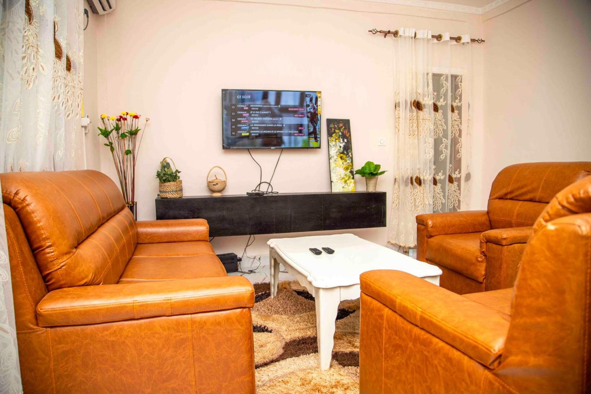 Les Logis De Nouvelle Route Bastos Apartment Yaoundé Екстериор снимка